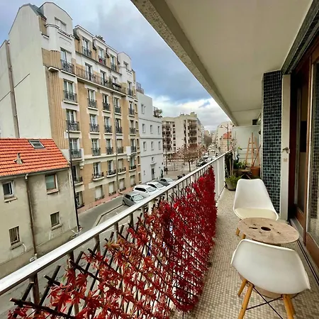 Tour Eiffel Yvart Vaugirard Apartment Paris